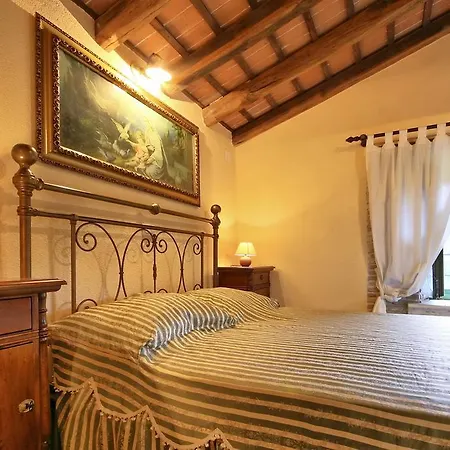 Maccaroni Villa *